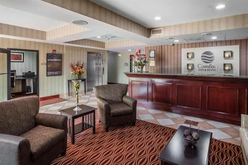 Comfort Inn & Suites Griffin Buitenkant foto
