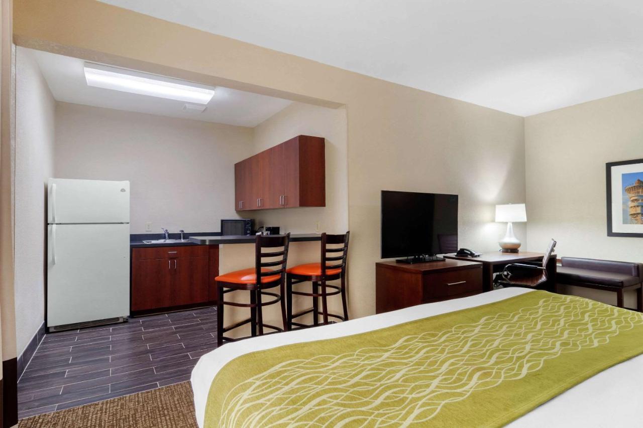 Comfort Inn & Suites Griffin Buitenkant foto